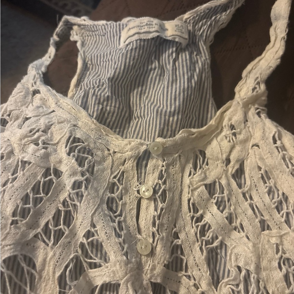 Chic White Lace Button-Down Top - image 1